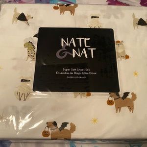 NEW Halloween Nate & Nat Queen Size Sheet Set Dogs in Halloween Costumes